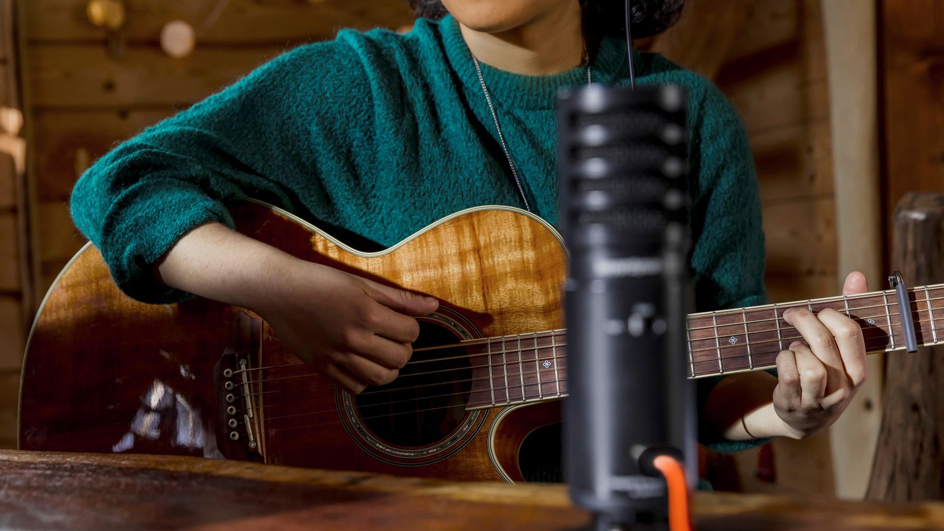 beyerdynamic| Advertisement