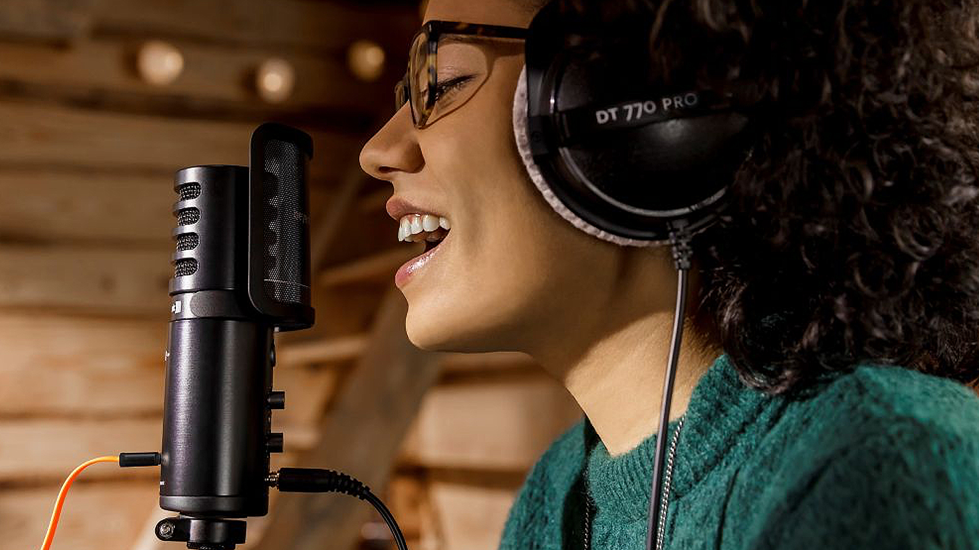 beyerdynamic| Advertisement